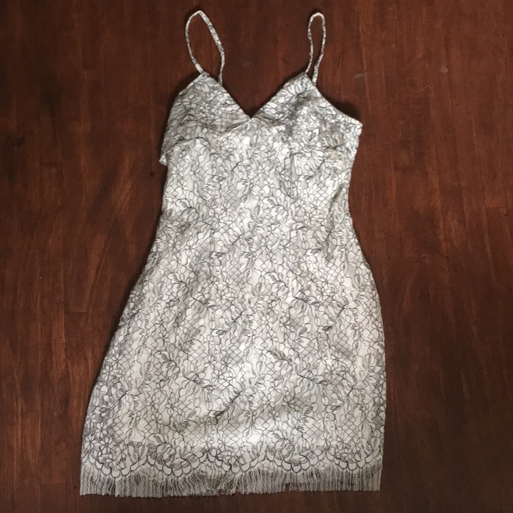 Ava dress